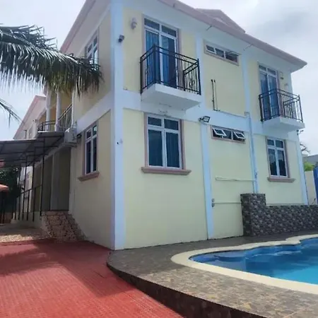 Charming Villa In Flic En Flac With Private Pool
